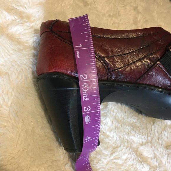 Josef Seibel Soft Burgundy Leather Whimsigoth Buckled Heels - Picture 16 of 16